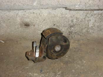 engine mount