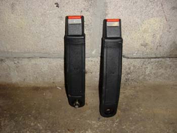 seat belt clips